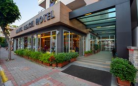 Alonya Beach Hotel 4